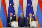 ՀՀ-ԵՄ գագաթնաժողովի արդյունքներով տեղի է ունենում փաստաթղթերի ստորագրման արարողություն