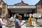 Մանդատի գինը. միլիոն դոլարանոց ջահեր, արտասահմանում տներ, հողեր․ի՞նչ կա ընտրություններին մասնակցող թեկնածուների գրպաններում և ավտոտնակներում