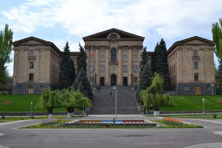 ԿԸՀ–ն ամփոփել է բոլոր` 2005 տեղամասերի նախնական արդյունքները