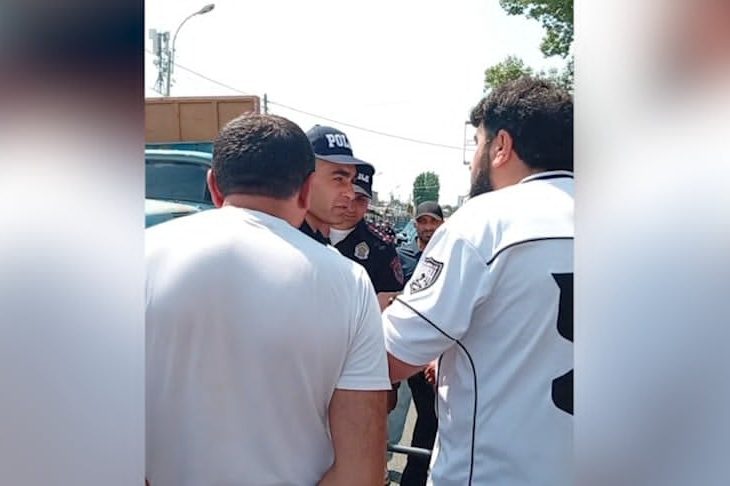 «Անհիմն տուգանում են». Գյումրեցի վարորդները բողոքի ակցիա են իրականացրել