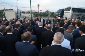 ԱԳՆ ղեկավար կազմը և արտերկրում դիվանագիտական ծառայության մարմինների ղեկավարներն այցելել են ՀՀ-Թուրքիա սահմանի «Մարգարա» անցակետ