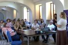 Խնամում են, դիմանում, լռում․ ի՞նչ անել, որ խնամակալներն իրենց իրավունքների համար պայքարում չմնան միայնակ