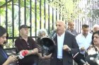 «ԱԺ-ում իրար հետ իրենց շահերի մասին են խոսում, տեսե՞լ եք, որ Արցախի ժողովրդի վիճակը քննարկեն»․արցախցիները բողոքի ցույց են անում